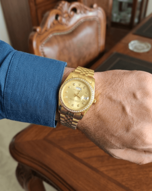 mw0001 rlx chain date/day watch golden (medium size)