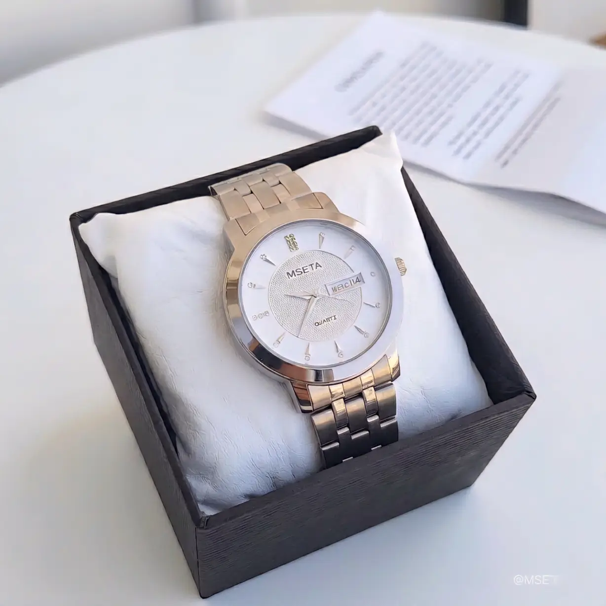 classic watch for men premium round dial analog wristwatch stylish business & casual quartz fashion watch for gents